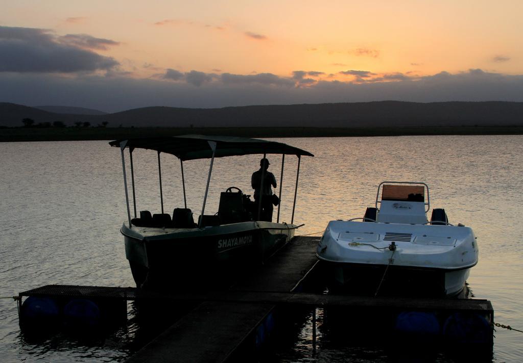 Shayamoya Tiger Fishing And Game Lodge Pongola Exteriör bild